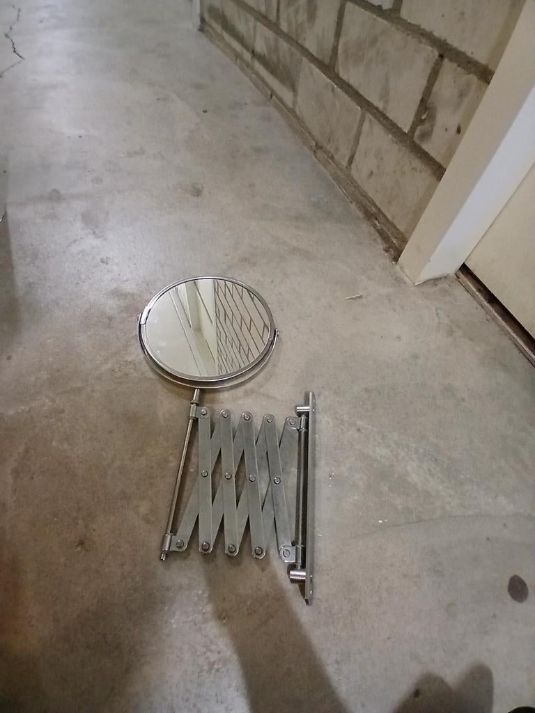 Make up spiegel, Ophalen