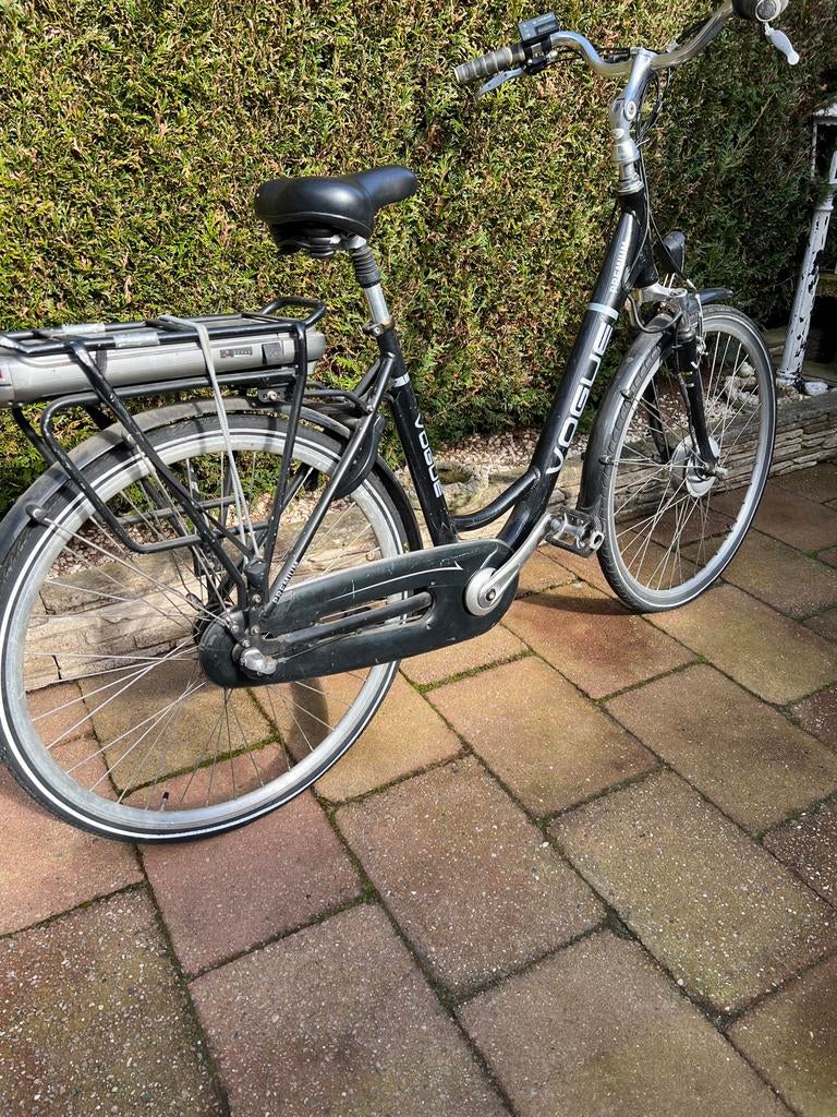 Vogue Premium elektrische fiets, Gebruikt, 51 tot 55 cm, 30 tot 50 km per accu, Ophalen