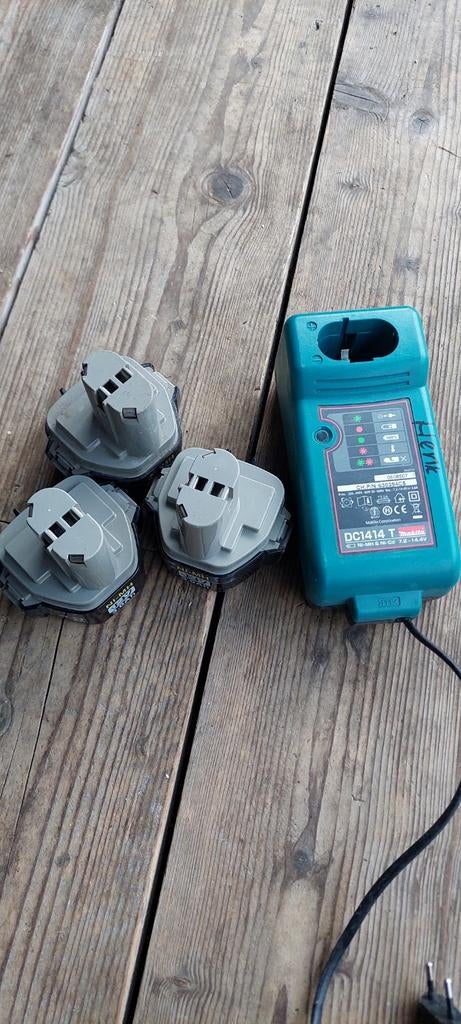 Makita accu plus lader, Ophalen