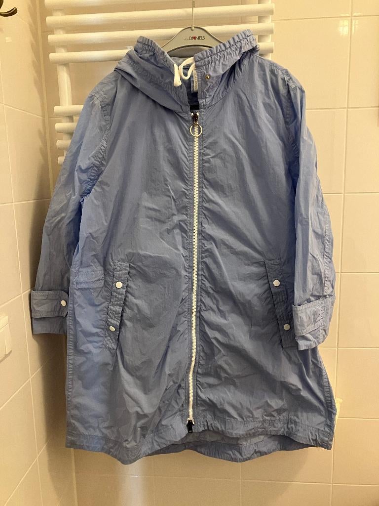 Marc Cain blauwe jas, Maat 38/40 (M), Blauw, Ophalen of Verzenden, Zo goed als nieuw