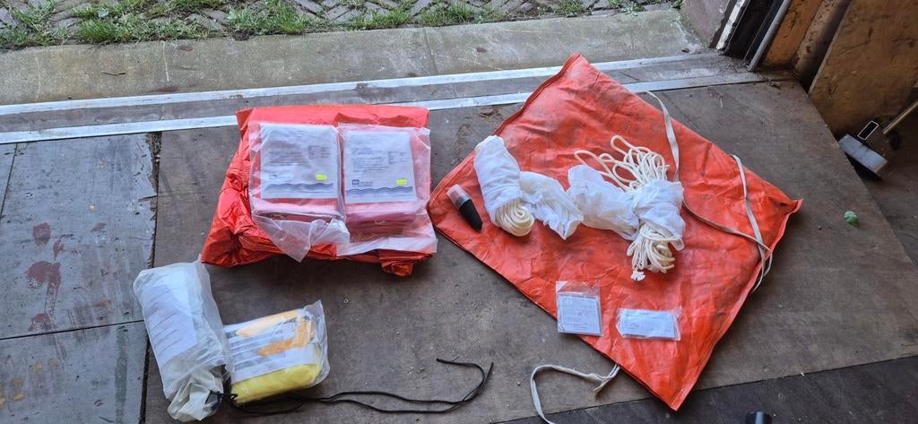 Survival materiaal voor boten, radar reflector, pakken enz!, Watersport en Boten, Bootonderdelen, Ophalen, Motorboot