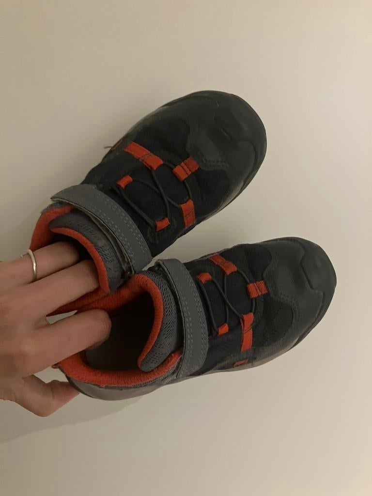 GRATIS Kinderschoenen maat 27 en 28, Ophalen, Gebruikt, Schoenen