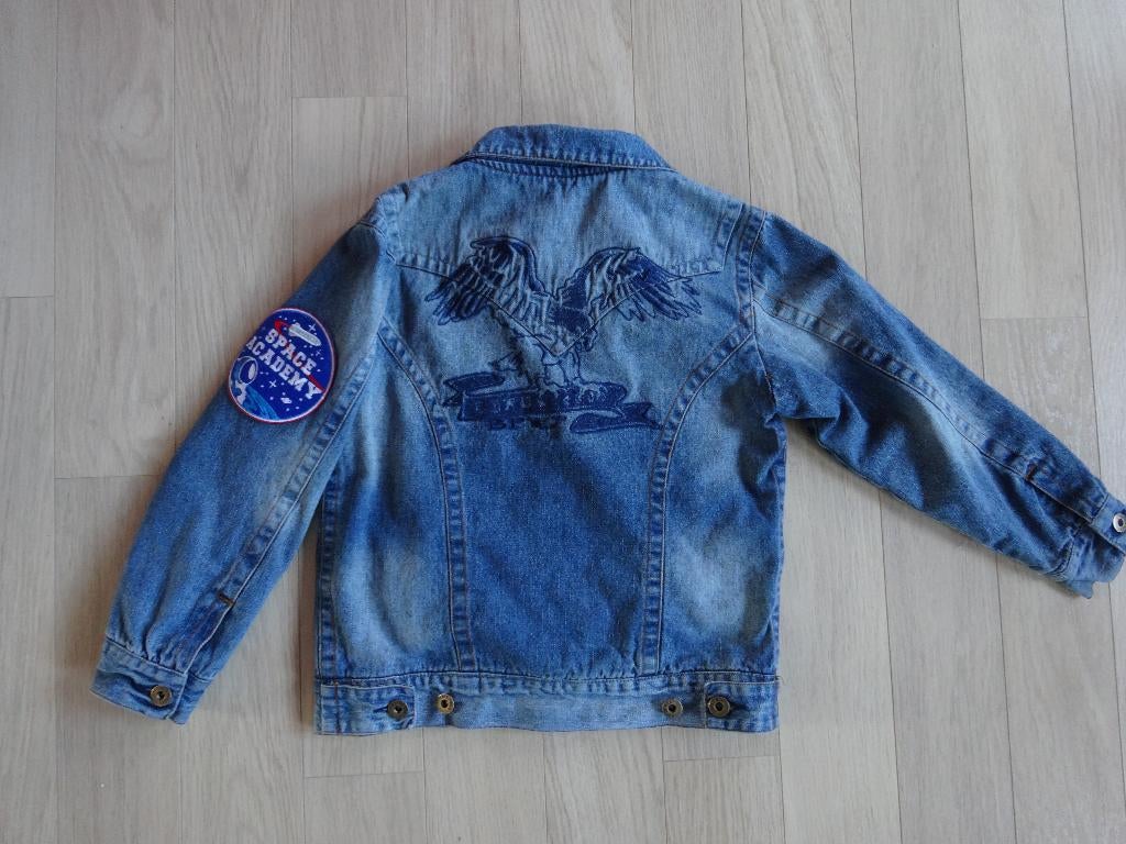 Spijkerjas Space Academy mt 122-128, Ophalen of Verzenden, Zo goed als nieuw, Jongen, Jas