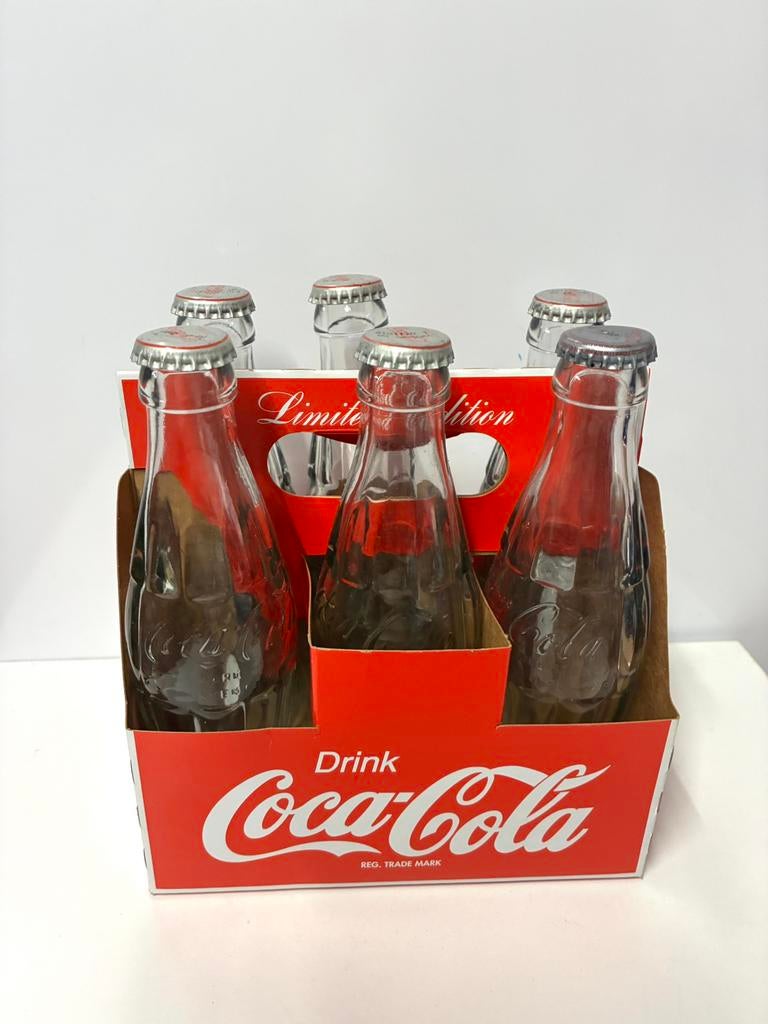 6 Coca Cola flesjes met houder, Ophalen of Verzenden, Zo goed als nieuw