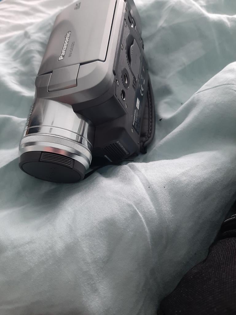 Panasonic NV-GS320 videocamera compleet, Panasonic, 20x of meer, Ophalen of Verzenden, Zo goed als nieuw