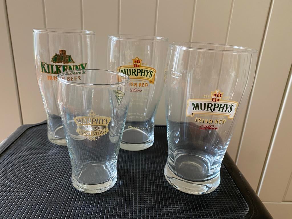 Ierse bierglazen: Guinness, Murphys, Kilkenny (9 stuks), Ophalen of Verzenden, Zo goed als nieuw, Glas of Glazen, Overige merken