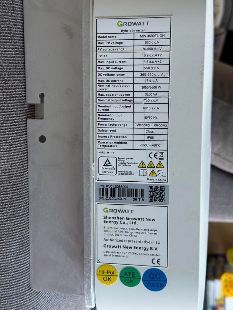 Growatt MIN 3600TL-XH Hybride Omvormer met ShineLanBox, Doe-het-zelf en Verbouw, Ophalen, Zo goed als nieuw, Compleet systeem