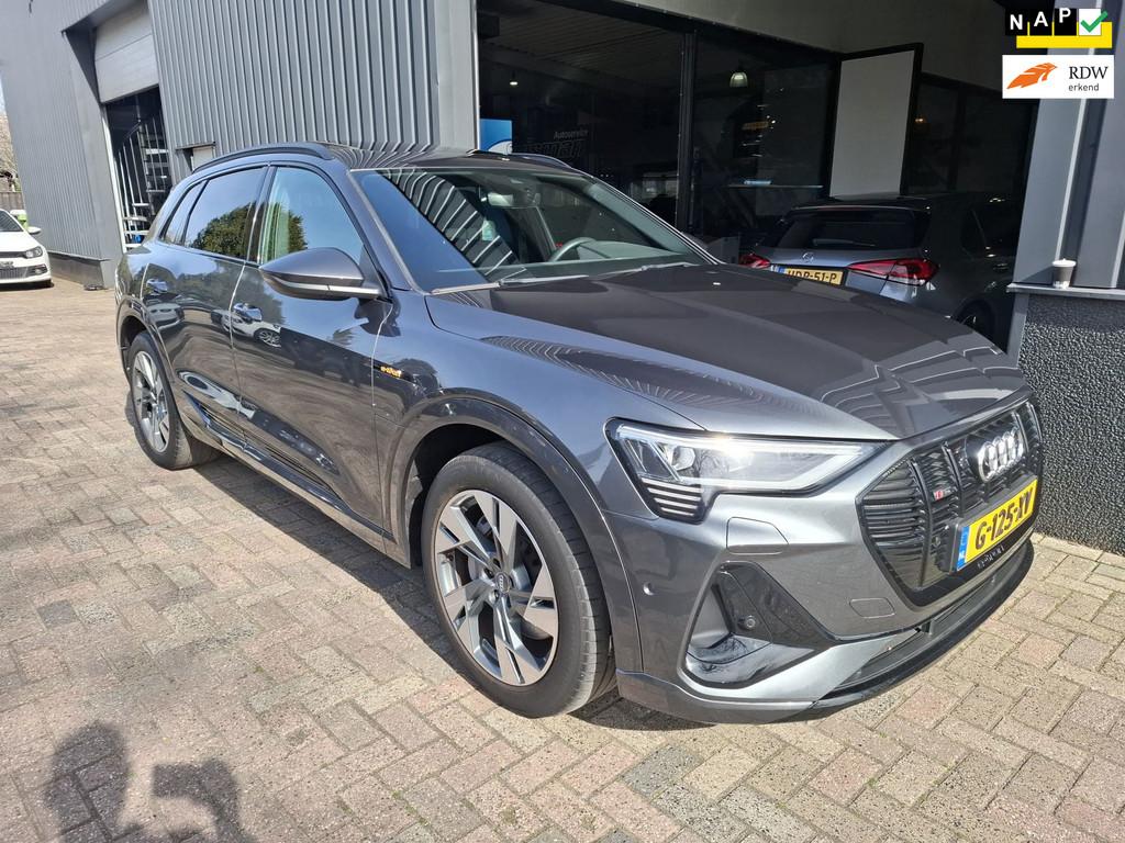 Audi E-tron E-tron 50 quattro Launch edition Black S-Line 71, Automaat, Origineel Nederlands, Vierwielaandrijving, 2345 kg