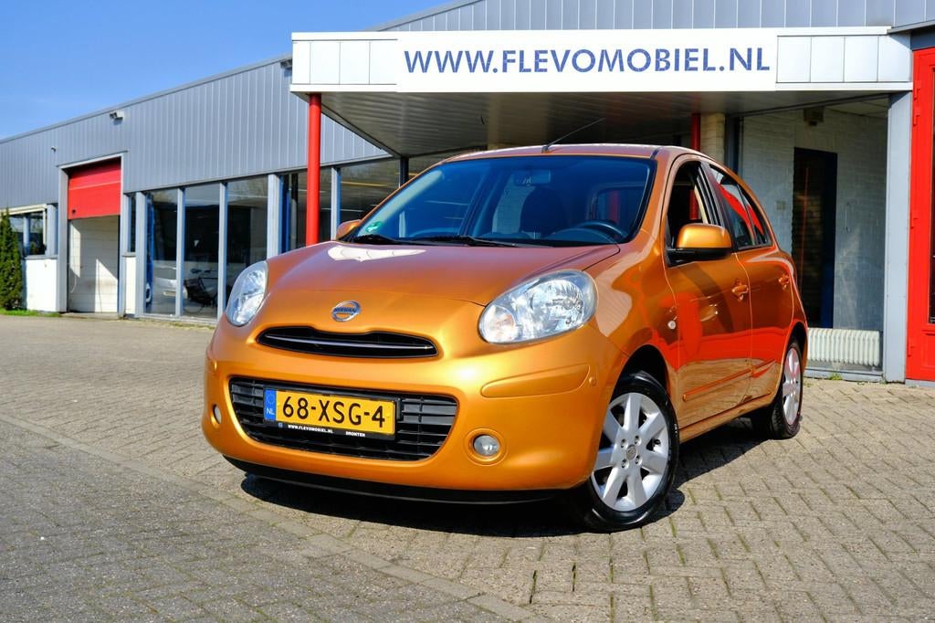 Nissan Micra 1.2 DIG-S Connect Edition Clima|Navi|Cruise|PDC, Voorwielaandrijving, Euro 5, Stof, Overige kleuren