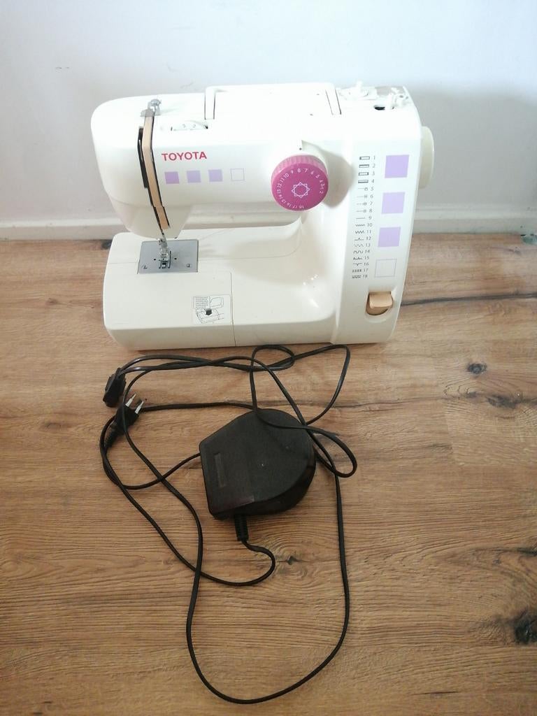 Toyota naaimachine, Ophalen, Gebruikt, Naaimachine, Overige merken