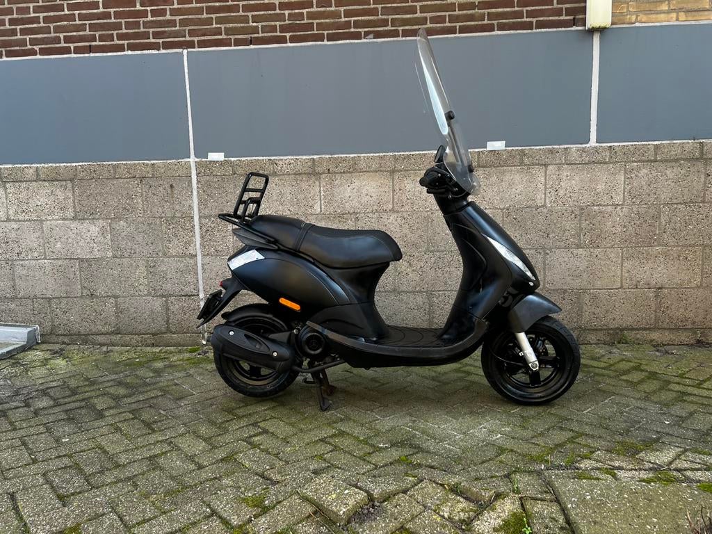 Piaggio Zip 25, Fietsen en Brommers, Scooters | Piaggio, Ophalen of Verzenden