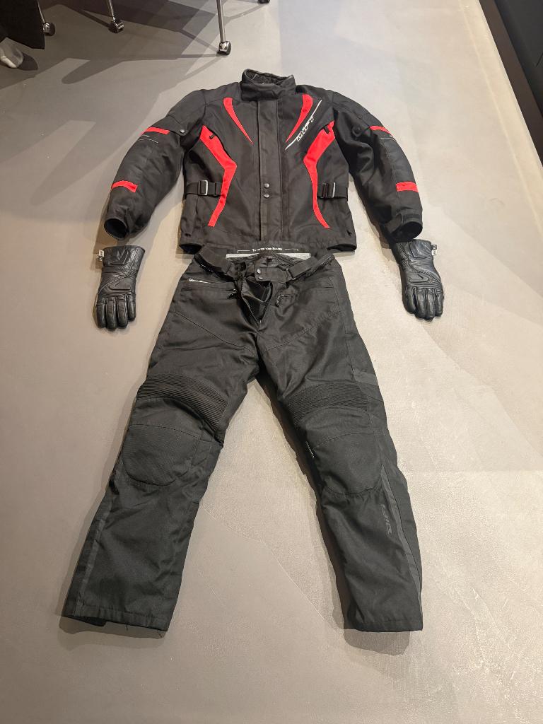 Difi motropak (regen), Ophalen, Zo goed als nieuw