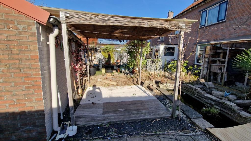 Gratis overkapping met golfplaten en riet, Ophalen, Gebruikt, Veranda