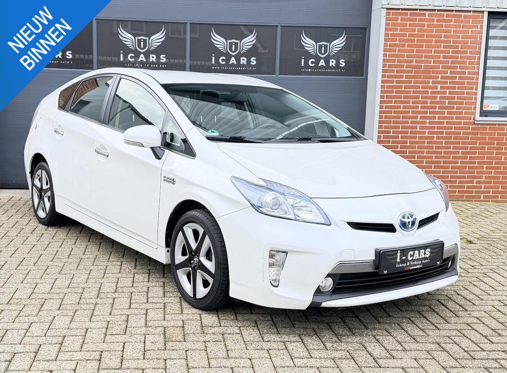 Toyota Prius 1.8 Plug-in Life edition Stoelv. + Head-up disp, Euro 5, 136 pk, Gebruikt, Wit