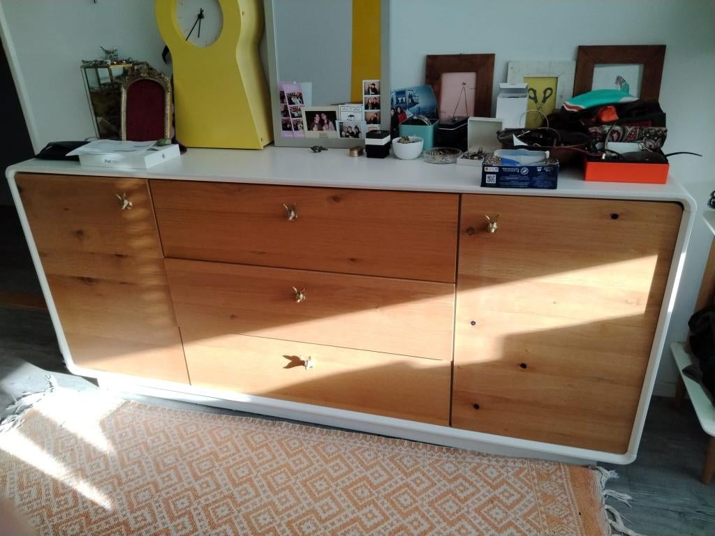 Kast met gouden konijnengrepen, Ophalen, Zo goed als nieuw, Modern, zomers, strand