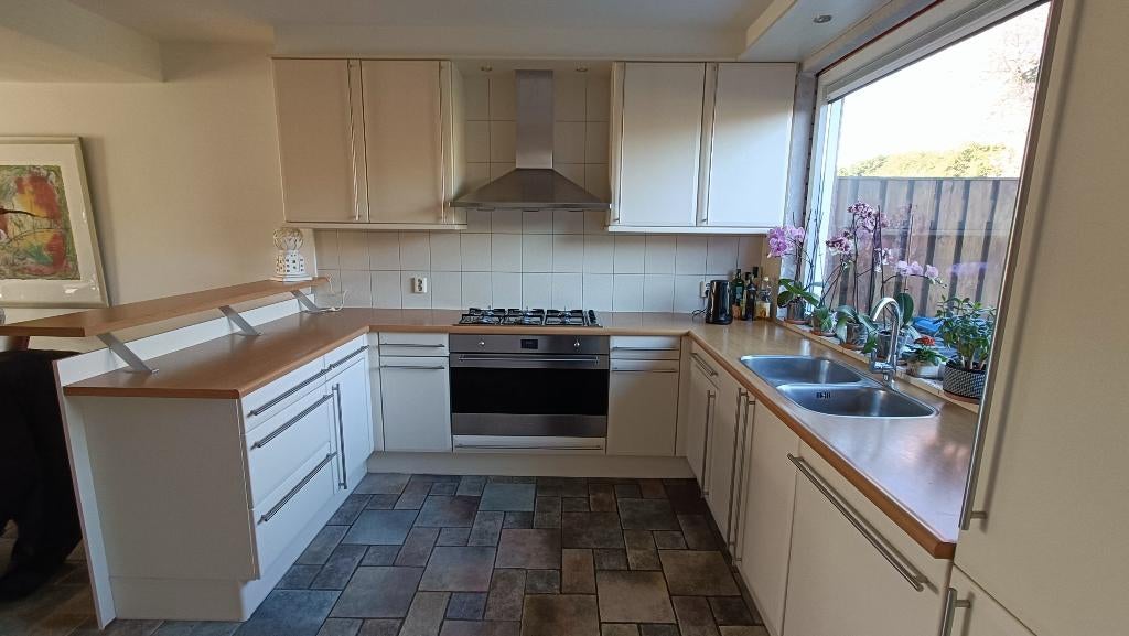 Gebruikte TULP U-vorm keuken 3 x 3 x 1,70mt met apparatuur, Huis en Inrichting, Keuken | Complete keukens, Ophalen, Gebruikt, U-keuken