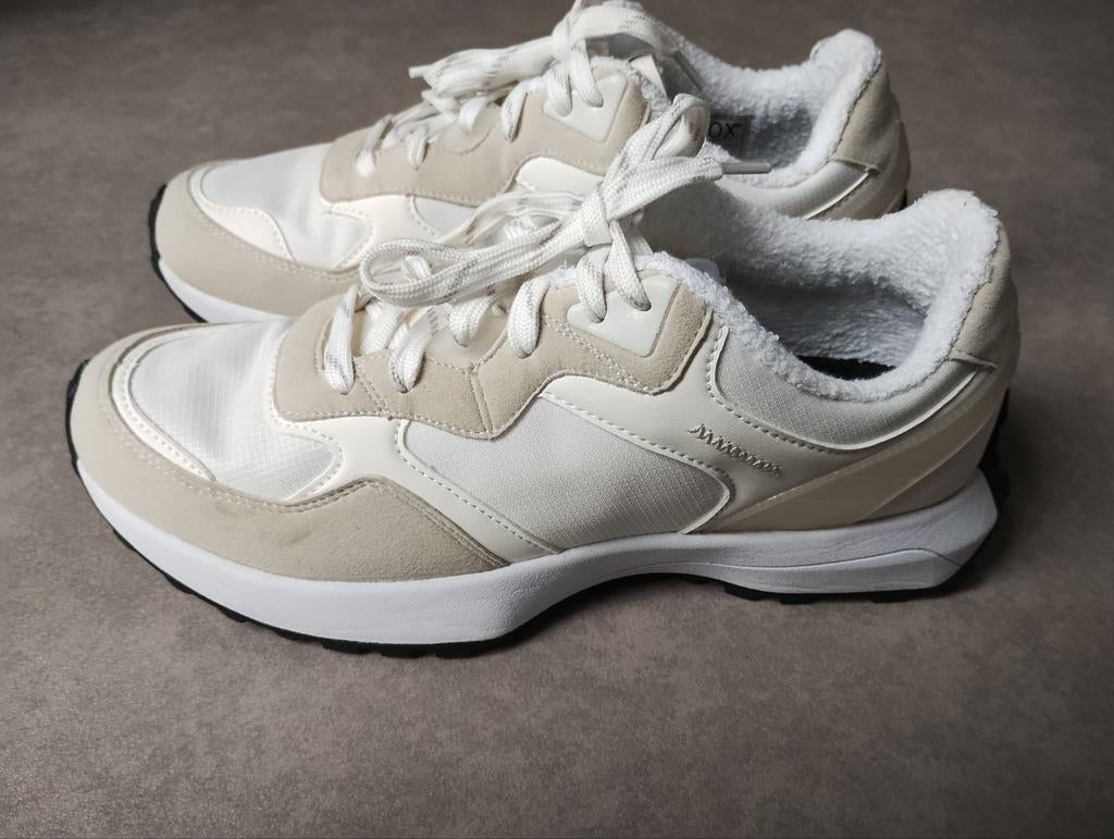 Nieuwe Sneakers Maat 41, Wit, Nieuw, Ophalen of Verzenden, Oxmox