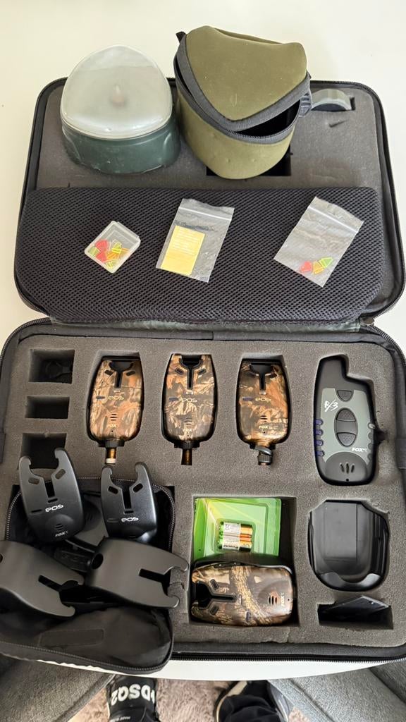 Fox eos piepers 3 stuks met ontvanger bivvy lamp, Watersport en Boten, Ophalen of Verzenden, Gebruikt, Overige typen