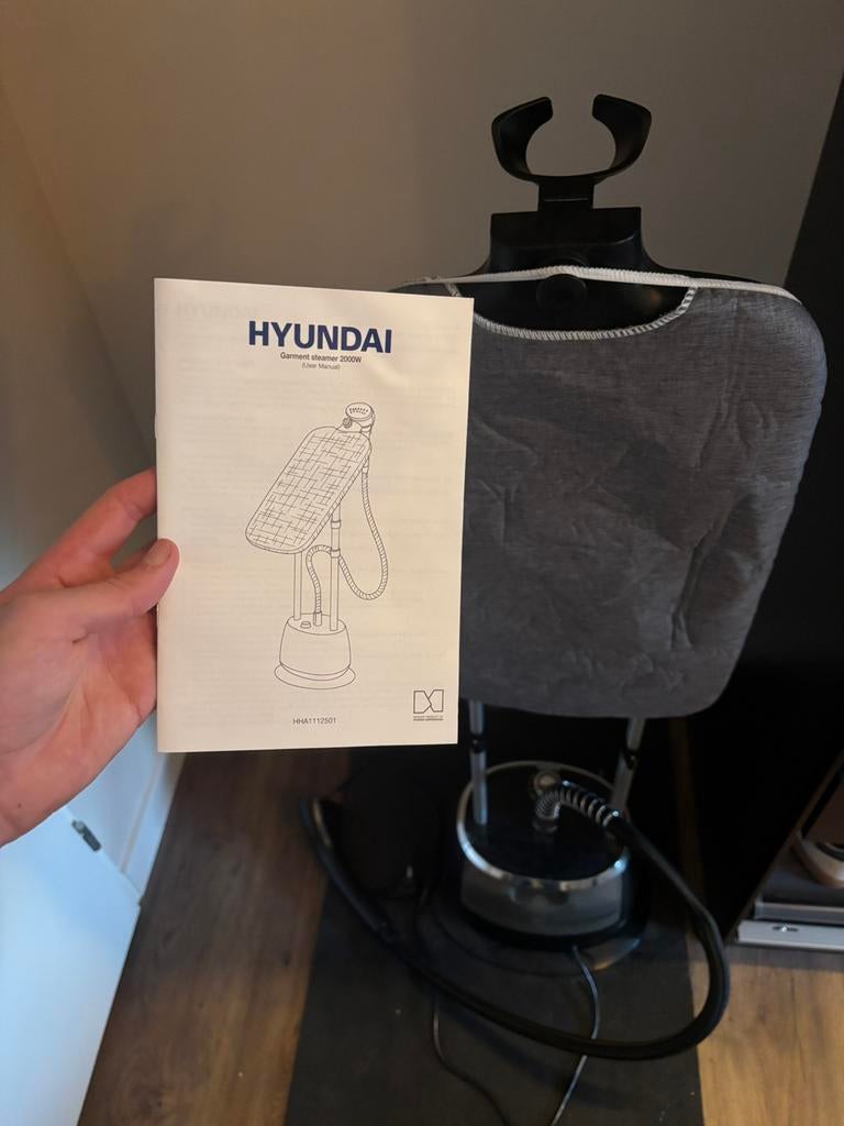 Hyundai kledingstomer met strijkplank, Ophalen, Nieuw