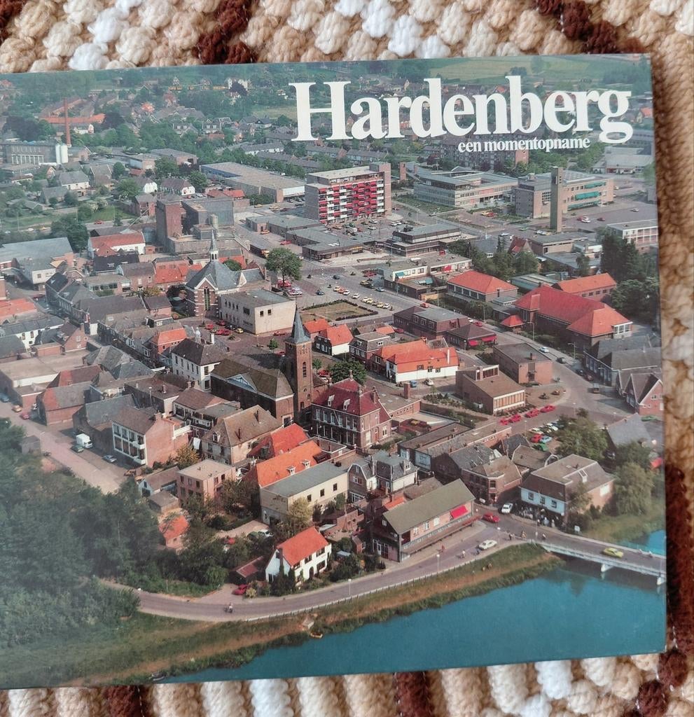 Hardenberg  een moment opname, Ophalen of Verzenden, Zo goed als nieuw, 20e eeuw of later, Onbekend