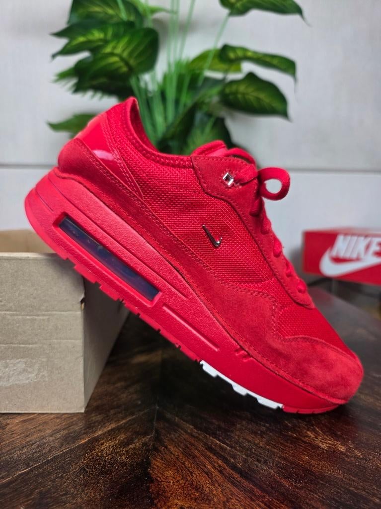 Nike Air Max 1 '86 Jacquemus Mystic Red maat 43, Overige kleuren, Nike, Nieuw, Ophalen of Verzenden