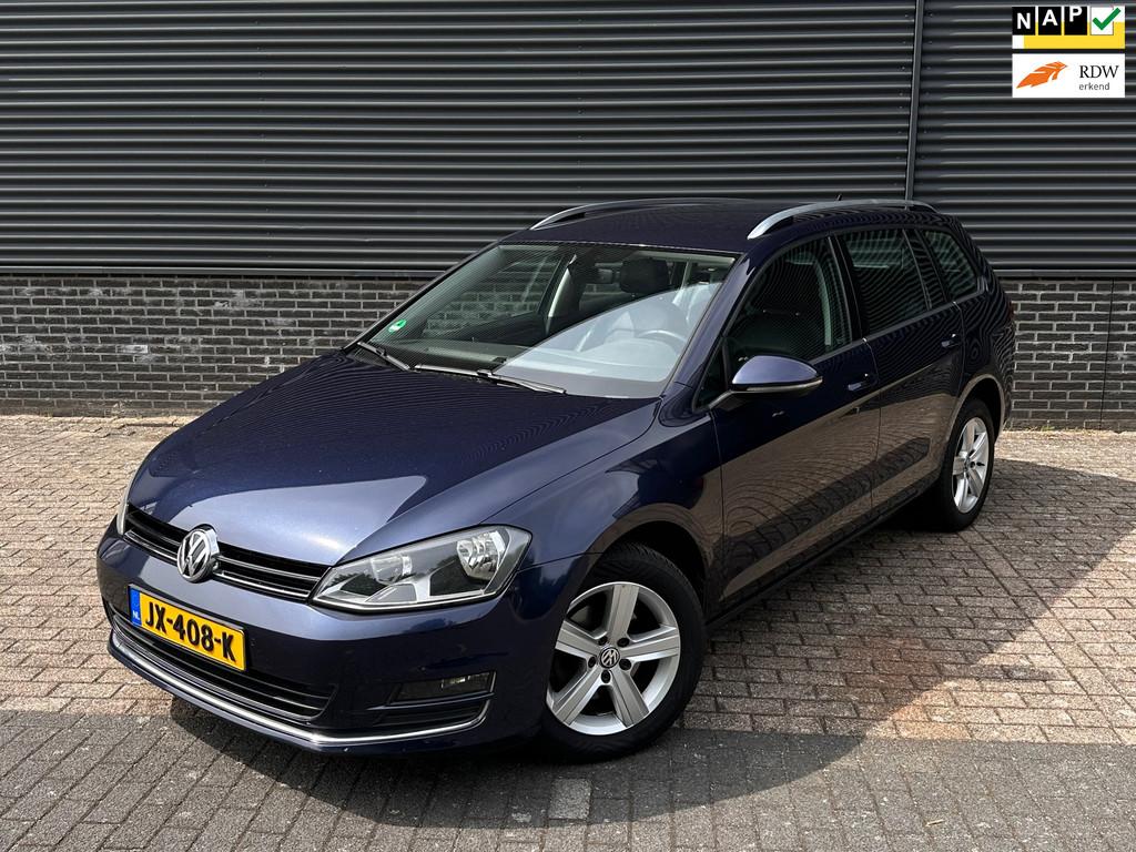 Volkswagen Golf Variant 1.6 TDI DSG Automaat CarPlay Camera, Auto's, Gebruikt, 4 cilinders, 700 kg, Blauw