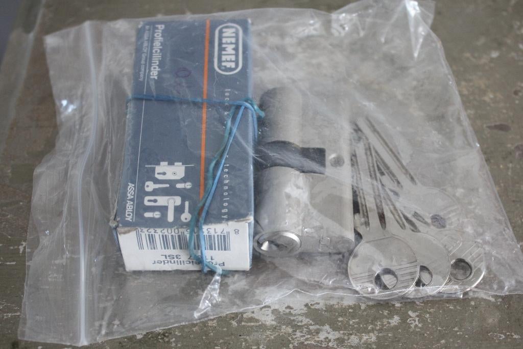 Nemef profielcilinder-2 stuks-, Ophalen of Verzenden, Nieuw, Rvs, Slot