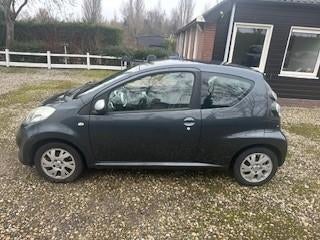 Citroën C1 1.0 3-DRS 2010 Grijs, Auto's, Citroën, Voorwielaandrijving, 4 stoelen, C1, 68 pk