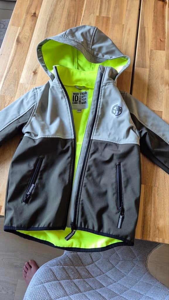 Softshell jas, jack maat 122 maat 128, Ophalen, Zo goed als nieuw, Jongen, Jas