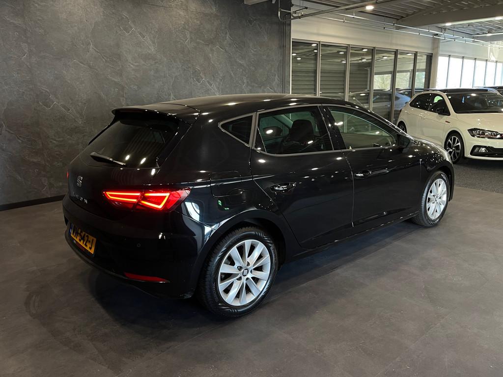 Seat Leon 1.0 EcoTSI Style DSG AUTOMAAT LED XENON CAMERA NAP, Gebruikt, Euro 6, Leon, Origineel Nederlands