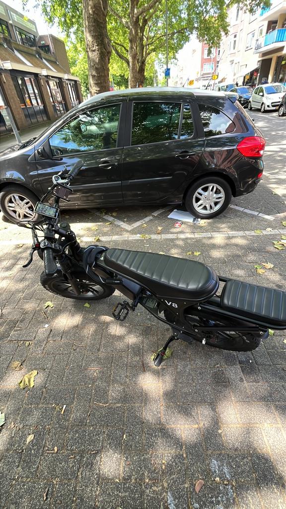 Fatbike v8, Fietsen en Brommers, Brommers | Tomos, Ophalen of Verzenden, Zo goed als nieuw, Overige modellen