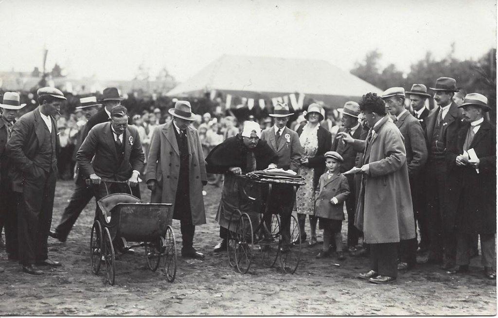Zeist (Utr.) Fotokaart Volksvermaak, Volksspelen, Humor, Ophalen of Verzenden, 1920 tot 1940, Ongelopen, Utrecht