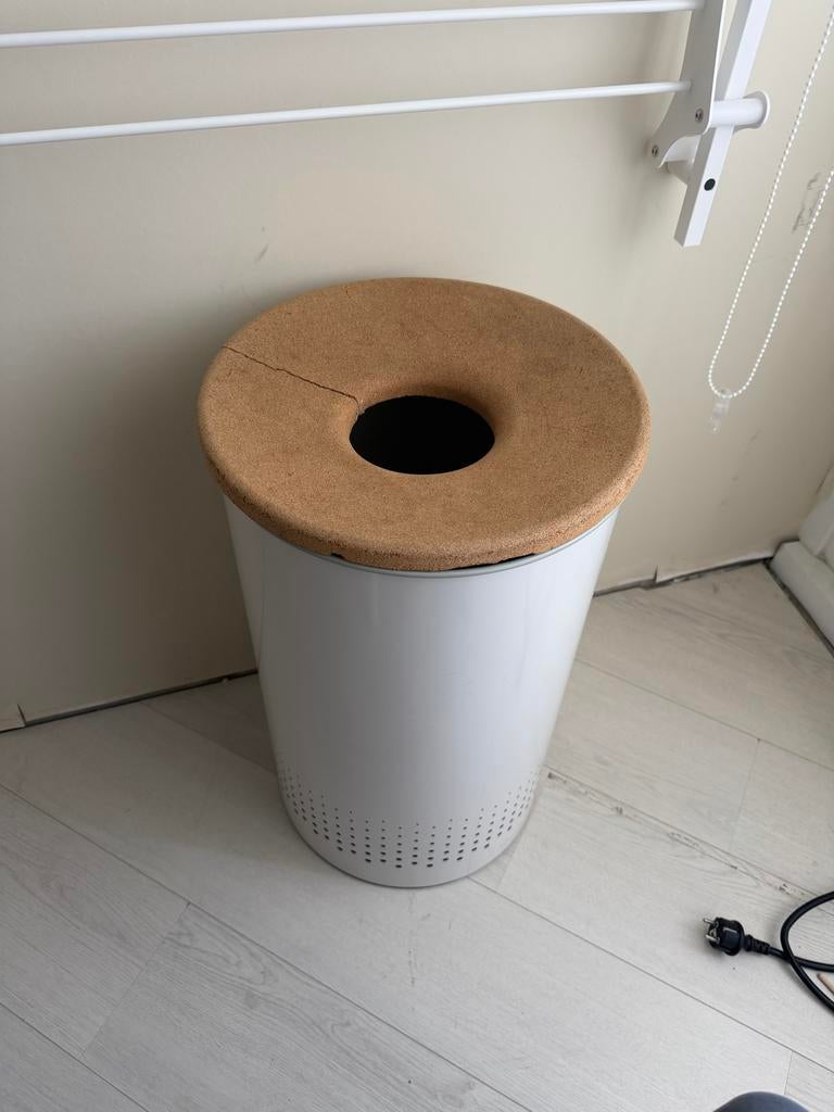 Gratis Brabantia wasmand (deksel defect), Witgoed en Apparatuur, Wasmachines, Ophalen, Gebruikt, 1200 tot 1600 toeren, Minder dan 85 cm