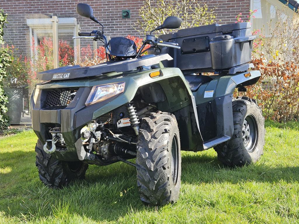 Arctic Cat 400 Quad - Krachtige ATV met Opbergkoffer, Motoren, 1 cilinder, 12 t/m 35 kW