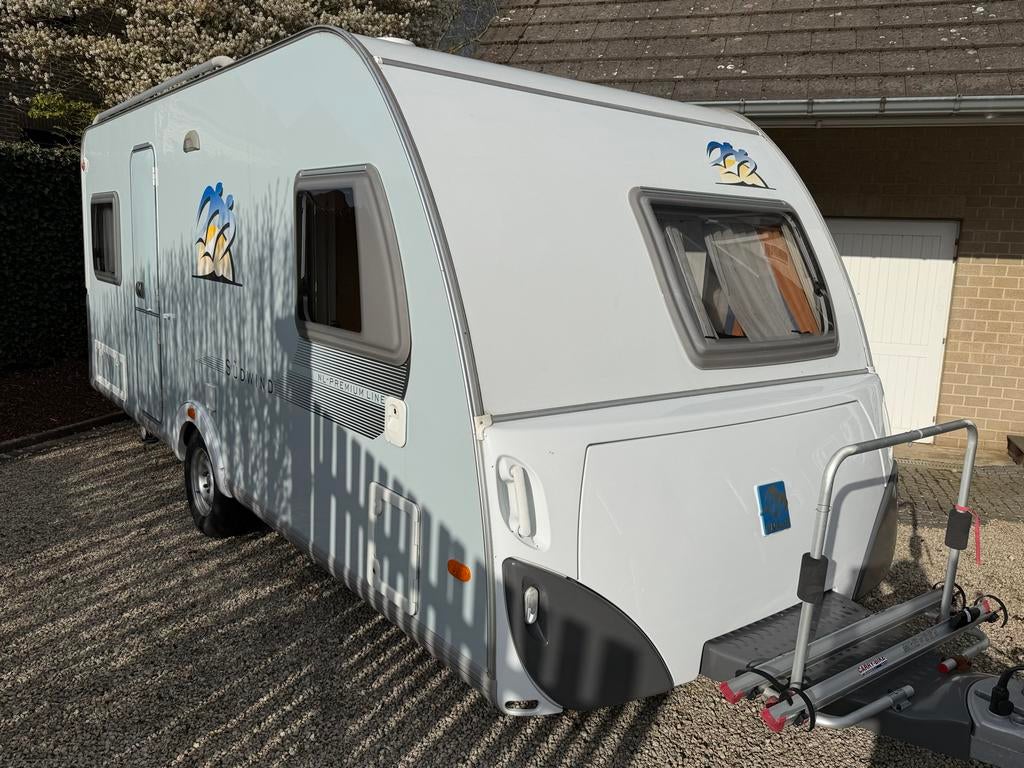 Knaus Sudwind Premium 500 ,Topstaat, mover, voortent ,luifel, Frans bed, Bedrijf, Hordeur, 5 tot 6 meter