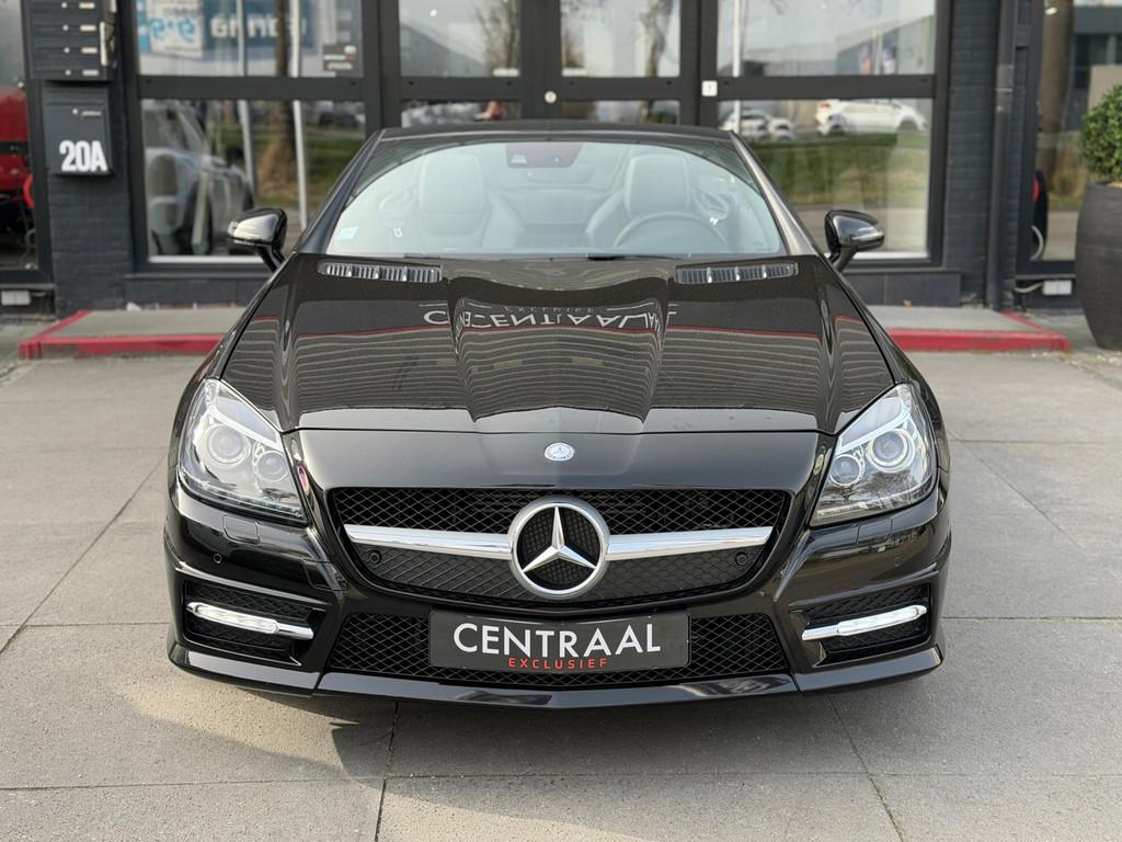 Mercedes-Benz SLK-klasse AMG 55 422PK|Memory|V8|Panorama-var, Automaat, 5461 cc, Achterwielaandrijving, Gebruikt