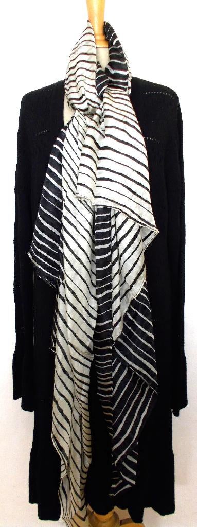 100% silk prachtige zwart/beige print sjaal van Lilytime, Kleding | Dames, Mutsen, Sjaals en Handschoenen, Nieuw, Sjaal, Maat 42/44 (L)