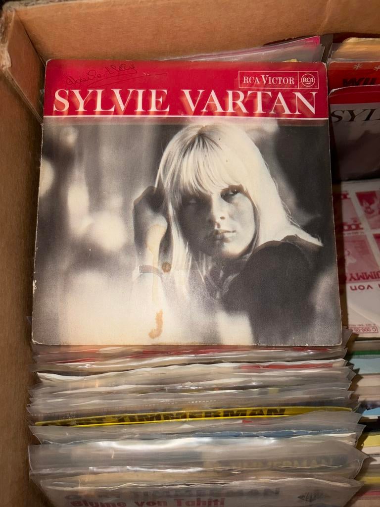 Sylvie Vartan - Par Amour, Par Pitié vinyl single, Gebruikt, 7 inch, Single, Ophalen of Verzenden