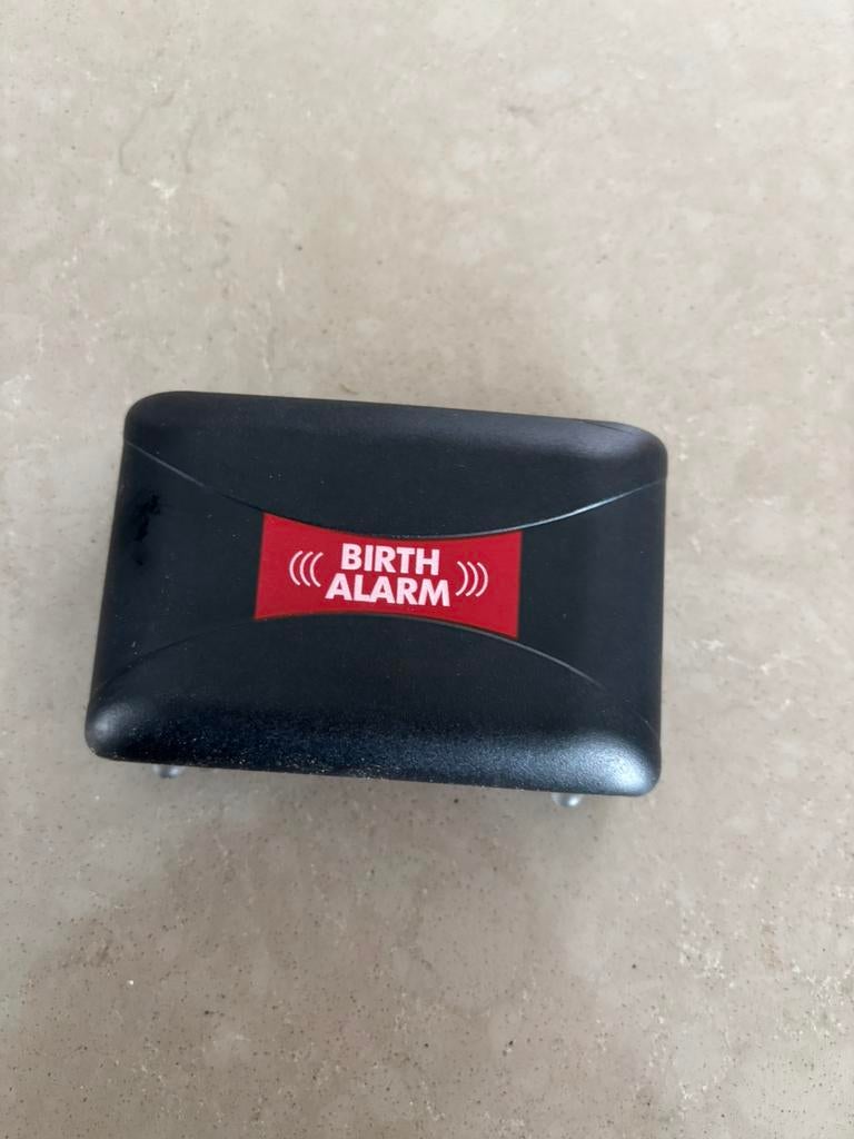 Birth alarm te huur, Ophalen