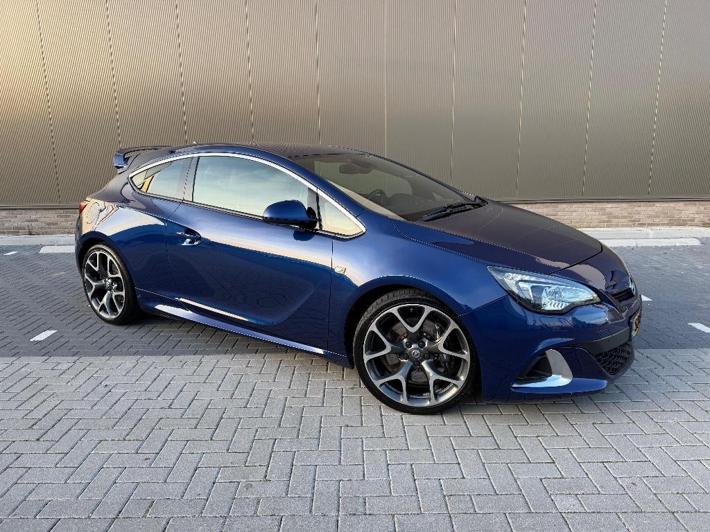 Opel Astra J OPC 380+ pk professioneel getuned, Auto's, 1998 cc, Zwart, 4 cilinders, Blauw