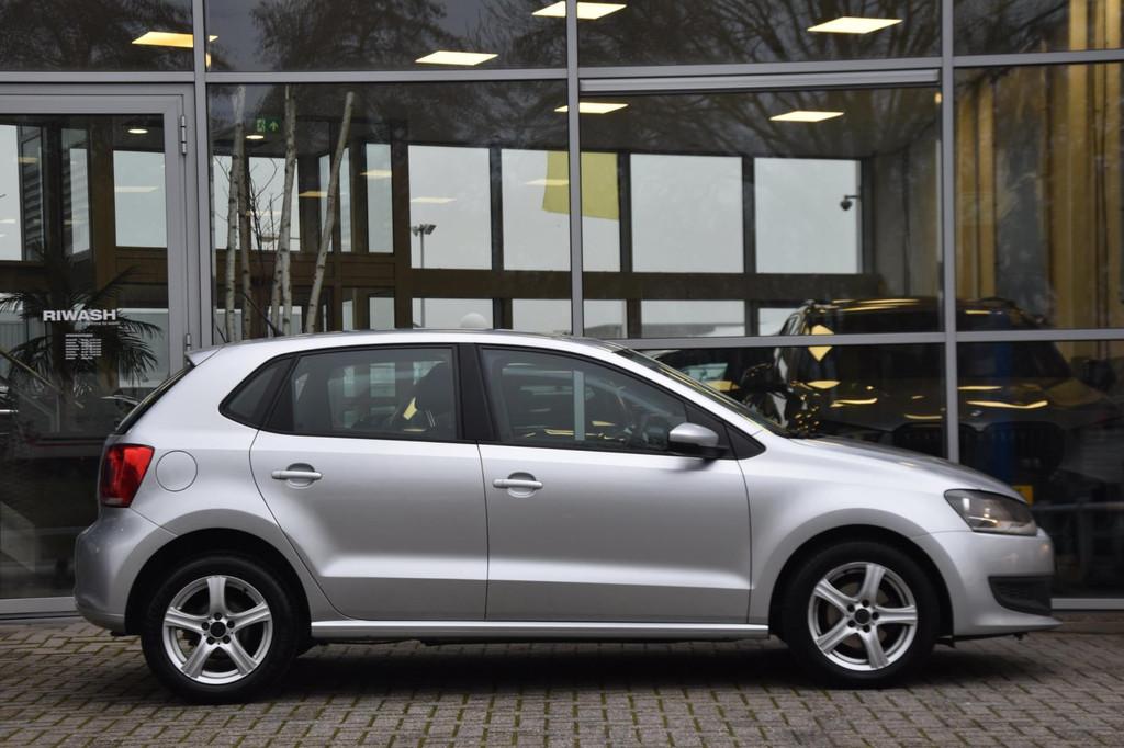 Volkswagen Polo 1.2 TSI BlueMotion Edition Airco Nav. 5DRS N, Voorwielaandrijving, Euro 5, Stof, Zwart