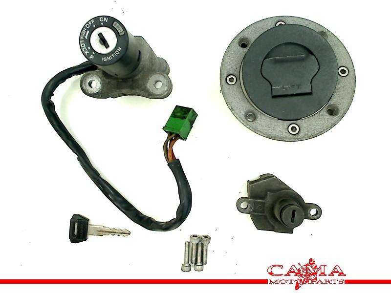SLOTENSET Suzuki GSX R 1100 1993-1994 (GSXR1100 GSXR1100W), Dhr. S. di Majo, Gebruikt, Info@cama-motorparts.nl, P.J. Troelstraweg 8 8
3144 CX  MAASSLUIS, NL