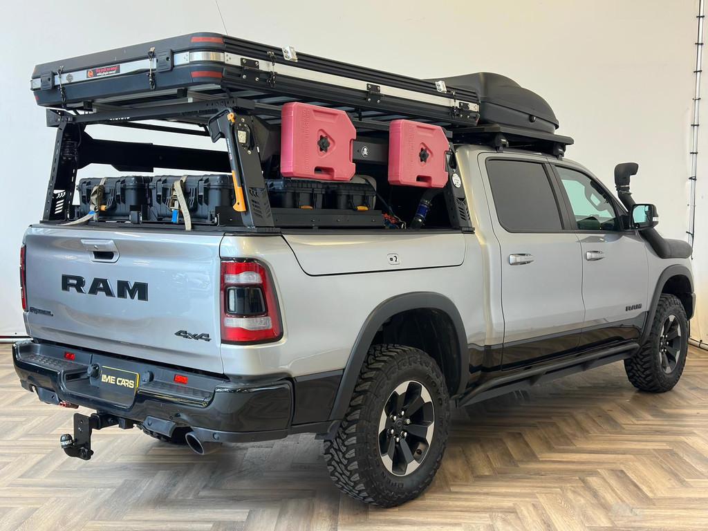 Dodge RAM 1500 5.7 V8 4x4 Crew Cab Rebel|CAMPER|OPBOUW TENT|, Auto's, Automaat, 2637 kg, Gebruikt, Leder