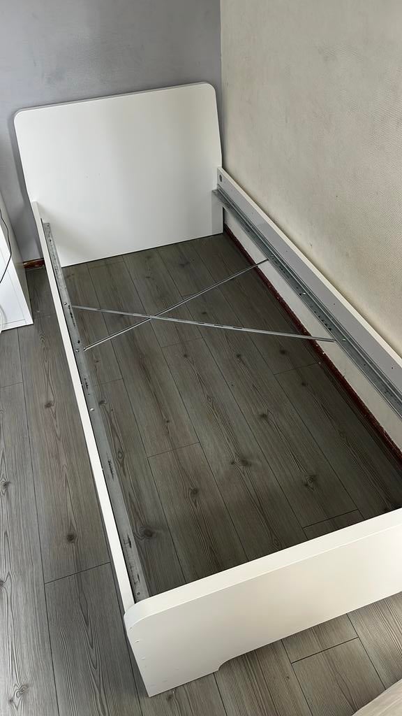 Ikea MALM series bed (Zonder lattenbodems), Overige materialen, 90 cm, Eenpersoons, Wit