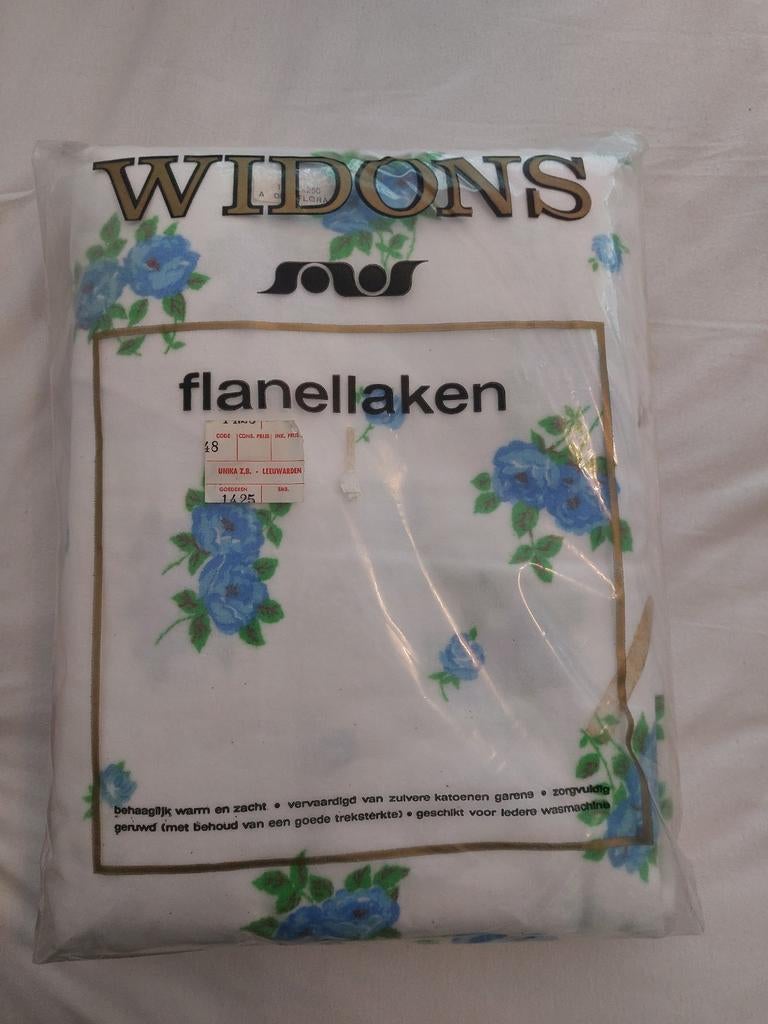 Mooi nieuw flanellen laken met bloemen, 175x250cm, Eenpersoons, Wit, Nieuw, Ophalen of Verzenden