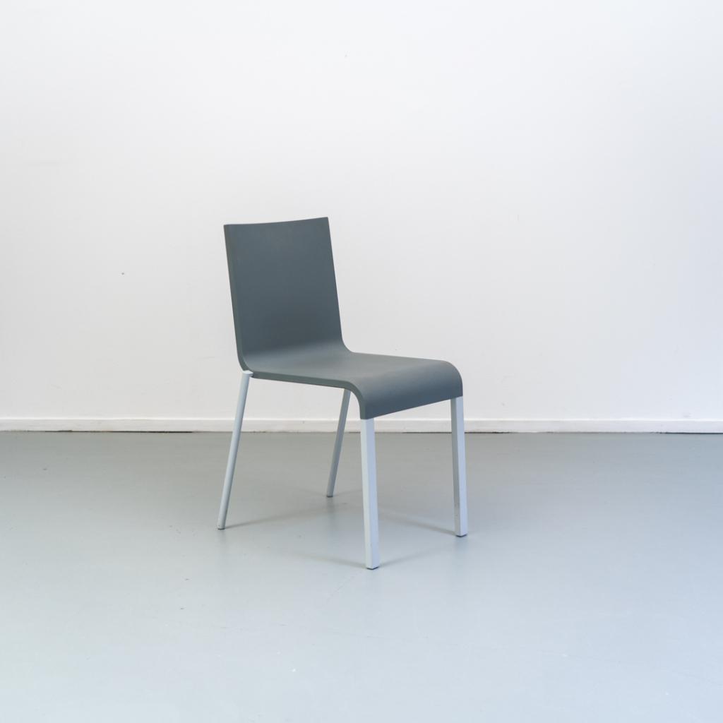 2x Vitra Maarten van Severen .03 Stoel Grijs - Stapelbaar, Huis en Inrichting, Stoelen, Zo goed als nieuw, Metaal, Overige materialen