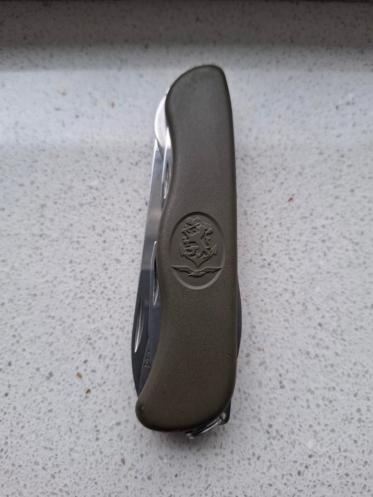Victorinox KL KLU KM DAK mes zakmes, Ophalen of Verzenden, Zo goed als nieuw