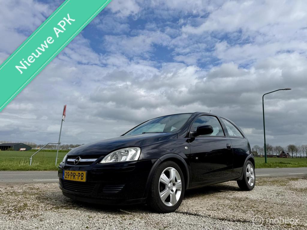 Opel Corsa 1.2-16V Full Rhythm, BJ 2004, Airco, APK Apr 2027, Voorwielaandrijving, 450 kg, Gebruikt, 31 €/maand