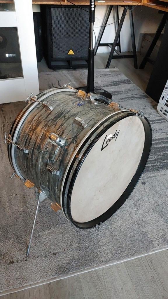 Gezocht!! Leedy Toms maten 12/13/14 of 16 inch, Muziek en Instrumenten, Ophalen of Verzenden