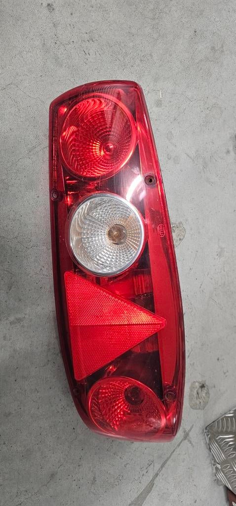 Dethleffs Achterlicht Rechts, Ophalen